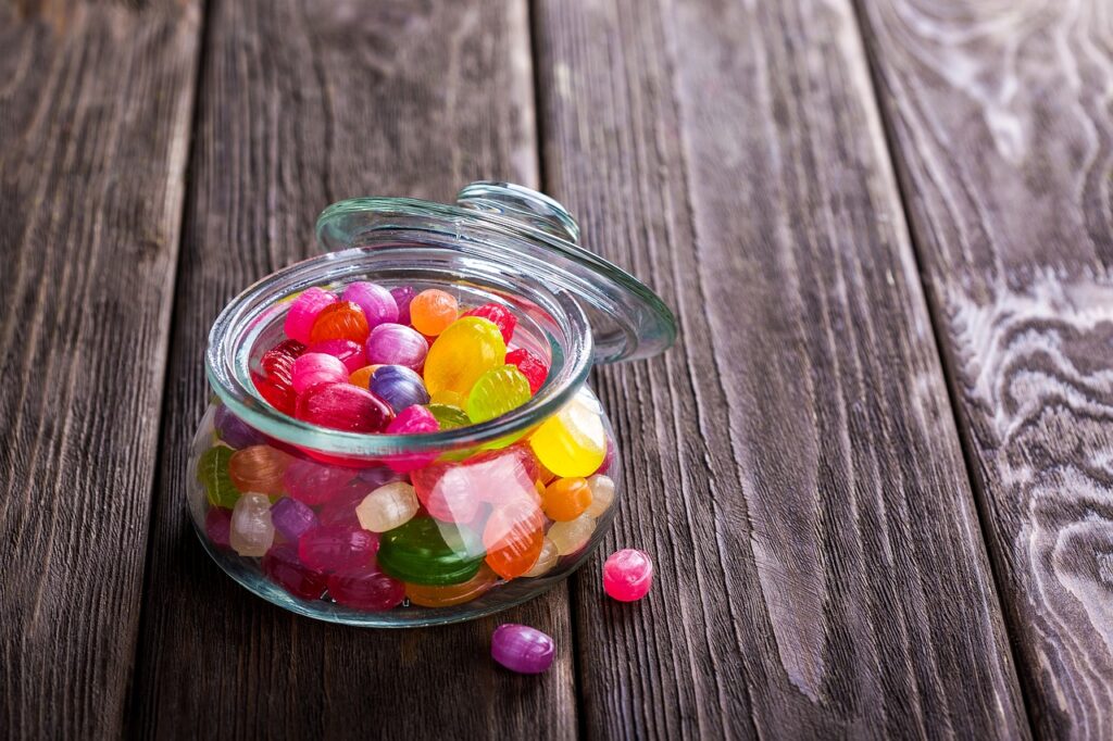 A jar of candy is like a variable